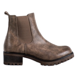 Jennika Botas na plataforma castanho