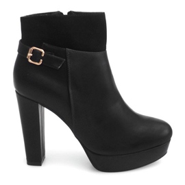 Botas em um poste 6967 preto Botas em um poste 6967 preto