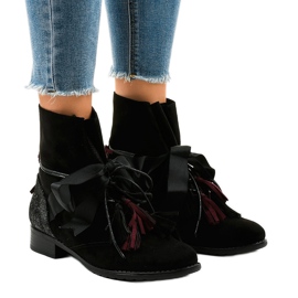 Botas pretas com franjas chatas A-226 preto