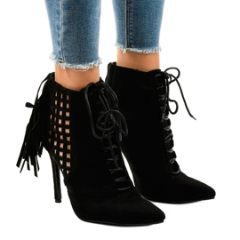 Botas pretas ricamente decoradas 11047-1 preto