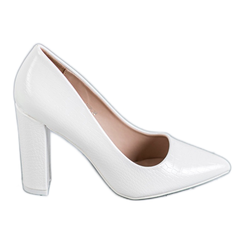 Diamantique Bombas em um pilar branco