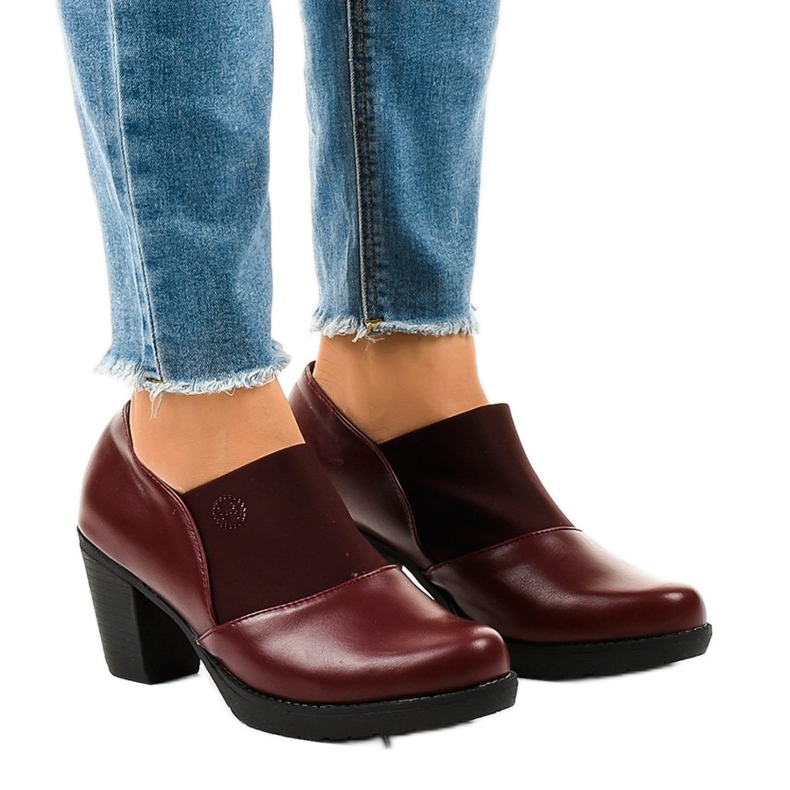 Botas de cano curto marrom no poste TH-F198 vermelho