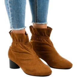 Botas de camurça marrom no poste JM5512M castanho