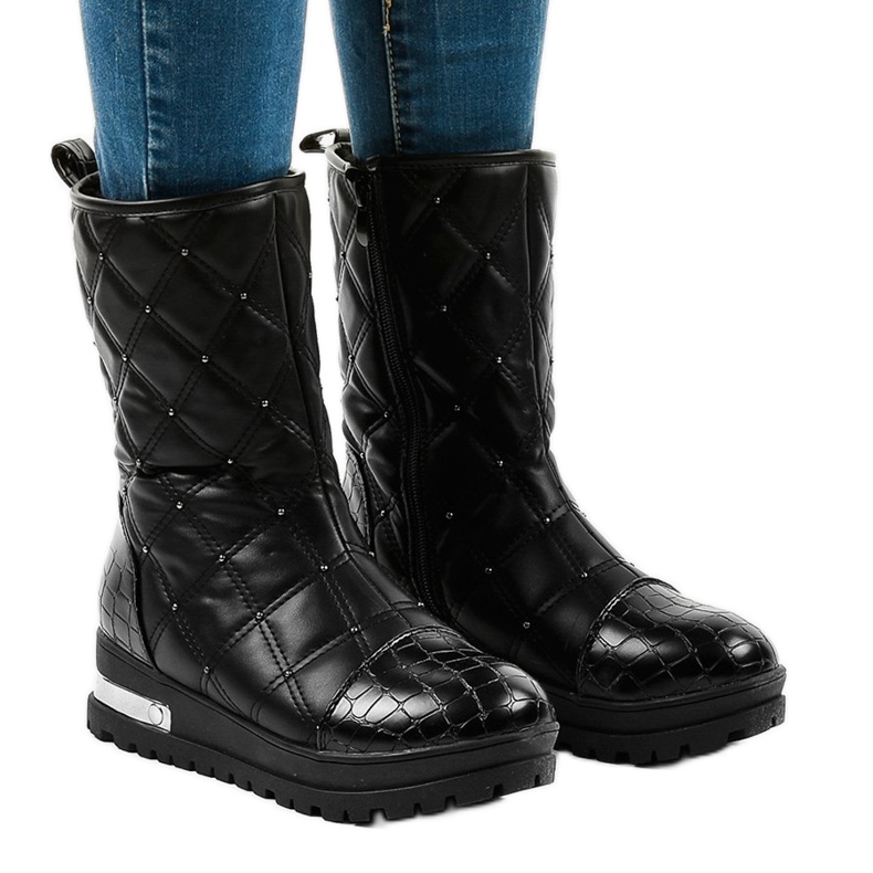 Botas femininas de cano baixo pretas com tachas B9016-1 preto