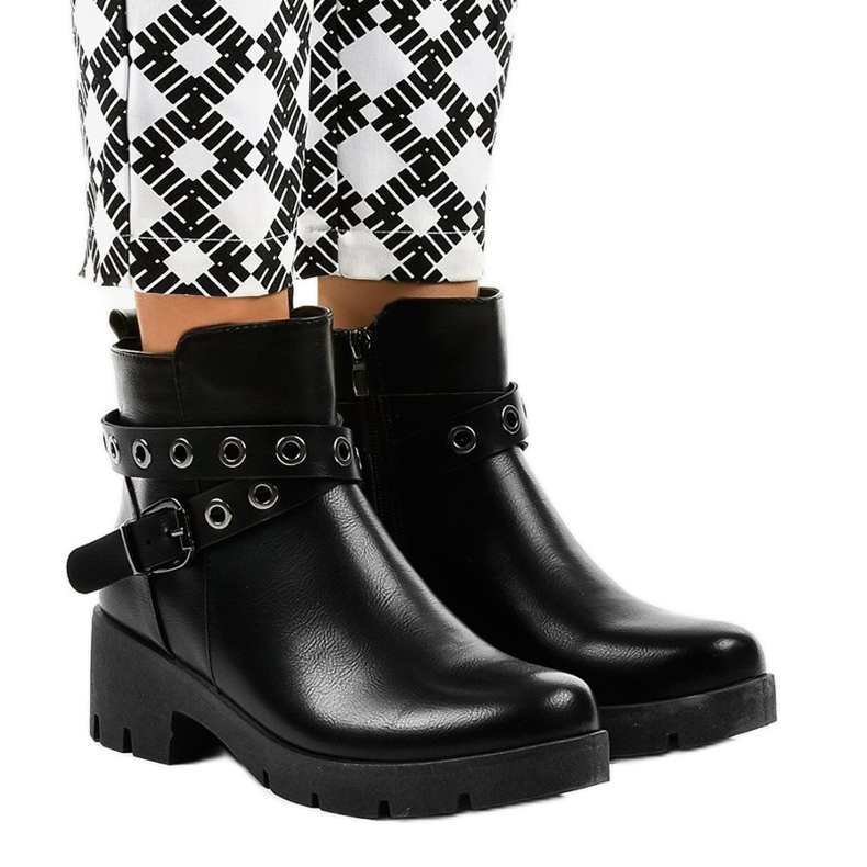 Botas pretas de salto baixo com fivela 9996-2 preto