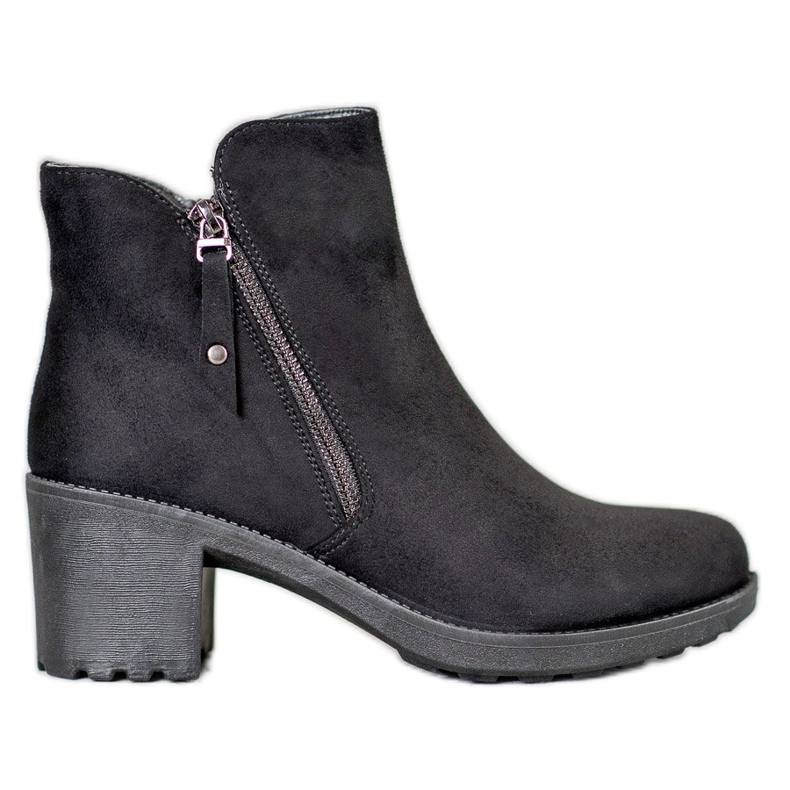 Diamantique Botas casuais em uma postagem preto