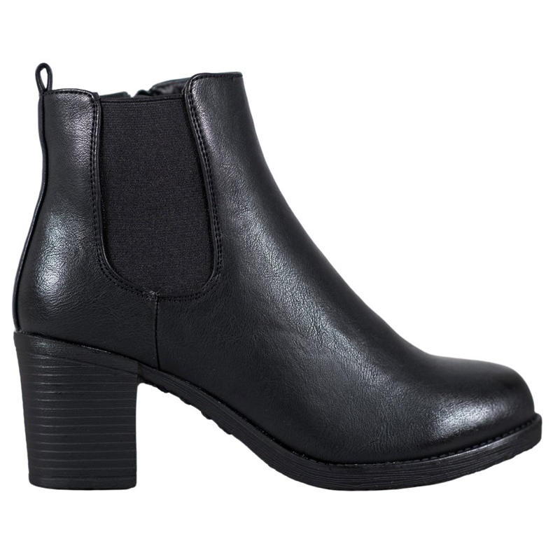 J. Star Chelsea Boots em um bar preto