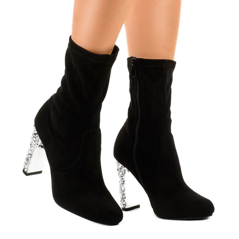 Botas pretas de camurça no poste BM178 preto