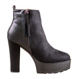 Weide Botas quentes na plataforma preto