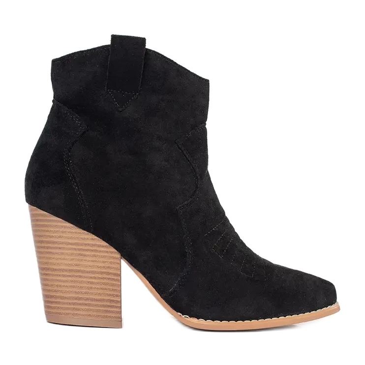 Cowgirls On The Post preto