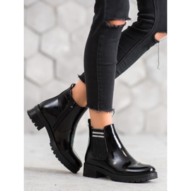 SHELOVET Botas esportivas na plataforma preto SHELOVET Botas esportivas na plataforma preto