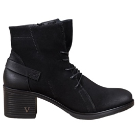 Botas amarradas no poste VINCEZA preto