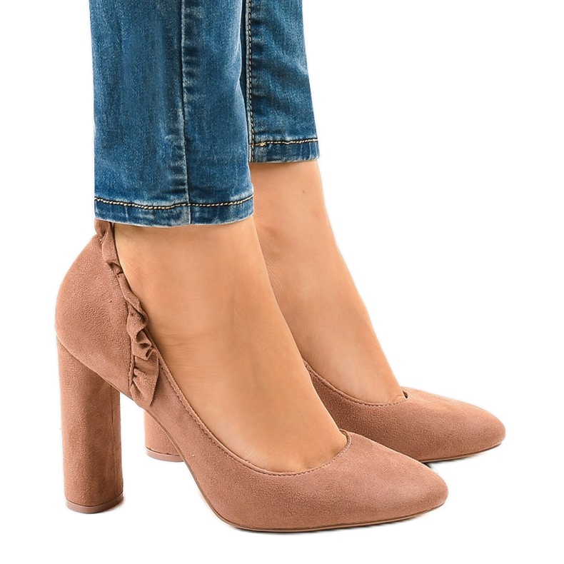 Salto alto em camurça rosa LE037P