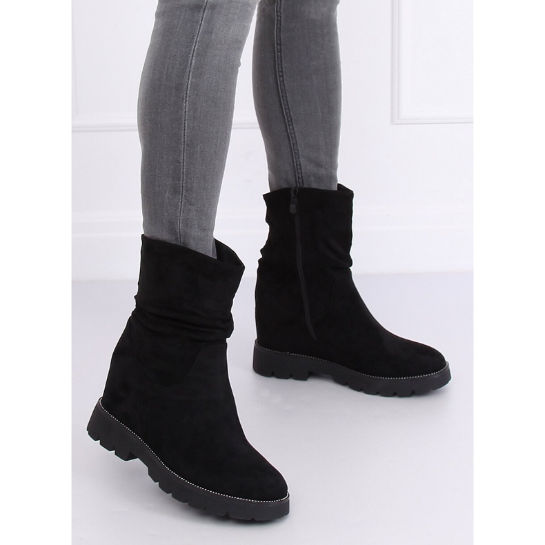 Botas pretas em uma cunha escondida preto 7978-KA Preto