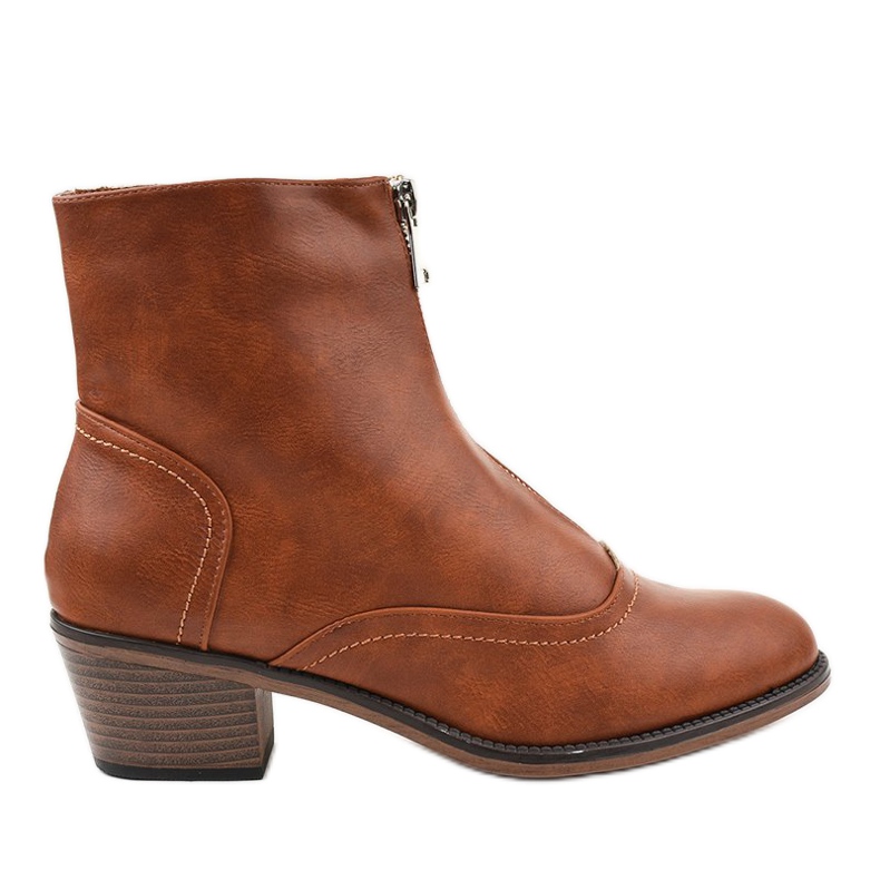 Botas marrons isoladas no poste AB1047 castanho