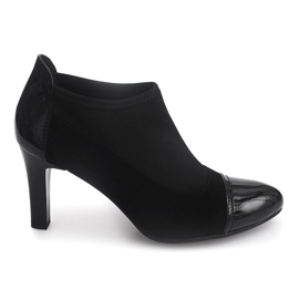 Botas elegantes em um poste 8367 preto
