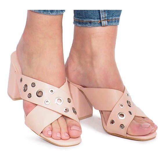 Chinelos de salto alto rosa Faça um Movimento