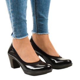 Bombas de verniz marrom no pilar 579-2