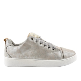 Tênis cinza decorado com pérolas 373 Y