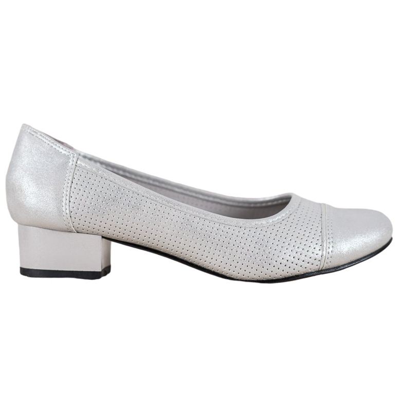 Goodin Bombas a céu aberto em um pilar cinza