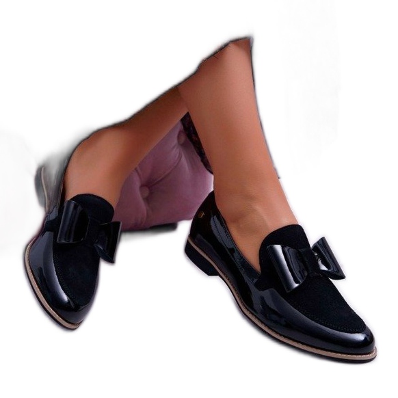 Maciejka Sapatos femininos lacados pretos 04099-01 / 00-5