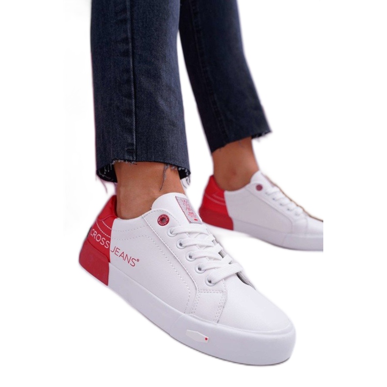 Tênis feminino Cross Jeans Branco EE2R4016C vermelho