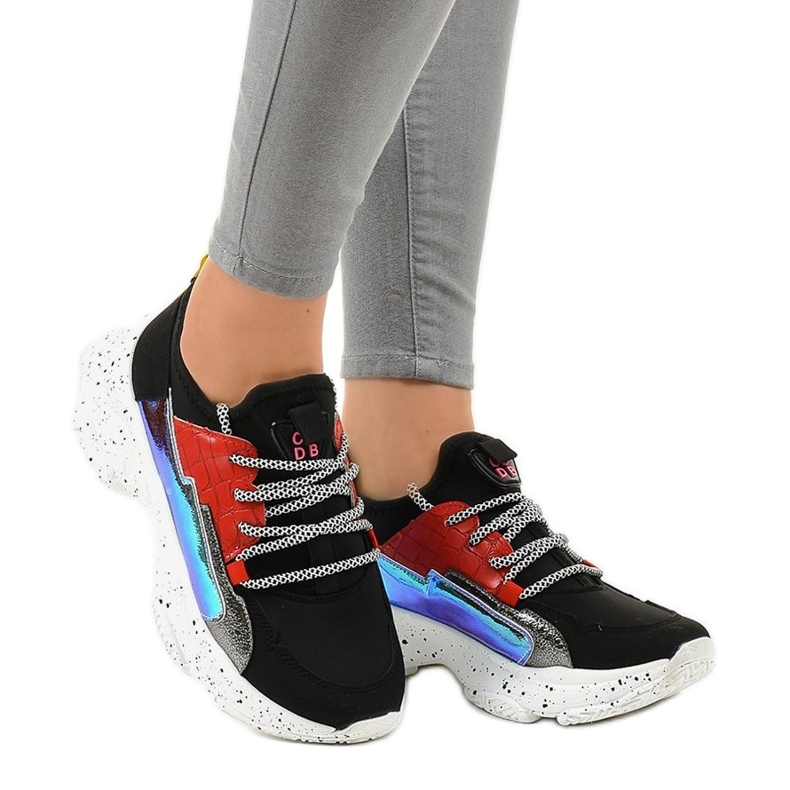 Tênis preto decorado com HL-03