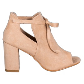 Botas VINCEZA de ponta aberta amarrada bege Botas VINCEZA de ponta aberta amarrada bege