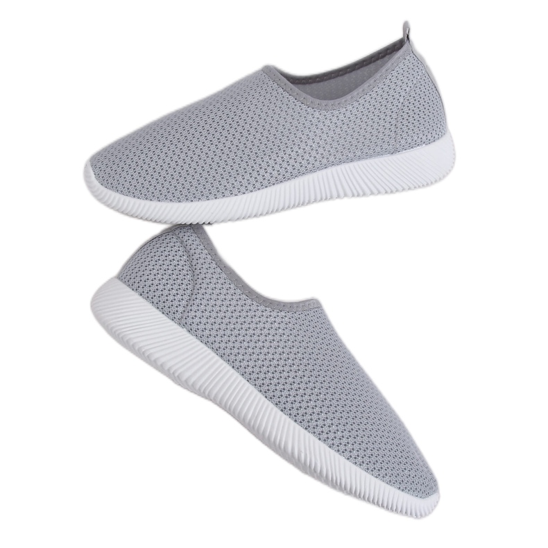 Tênis esportivos cinza NB272P cinza