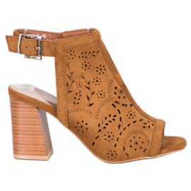 Mannika Sandálias Openwork Embutidas castanho Mannika Sandálias Openwork Embutidas castanho