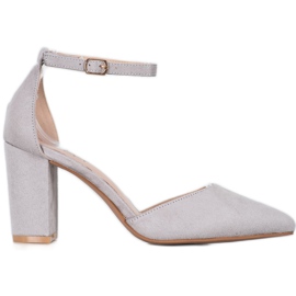 Seastar Bombas de camurça em um pilar cinza Seastar Bombas de camurça em um pilar cinza