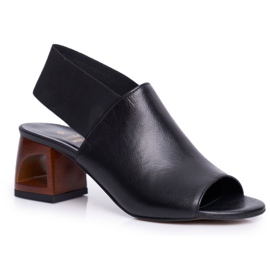 Sandálias em um bar Laura Messi 1919 Couro Preto Grehno