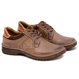 KOMODO Sapatos masculinos marrons Ernesto de couro natural marrom