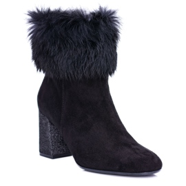 Botas femininas de camurça preta com pele Laura Messi 1689 preto