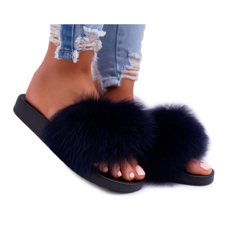 Chinelos femininos com pele natural Naturis azul marinho