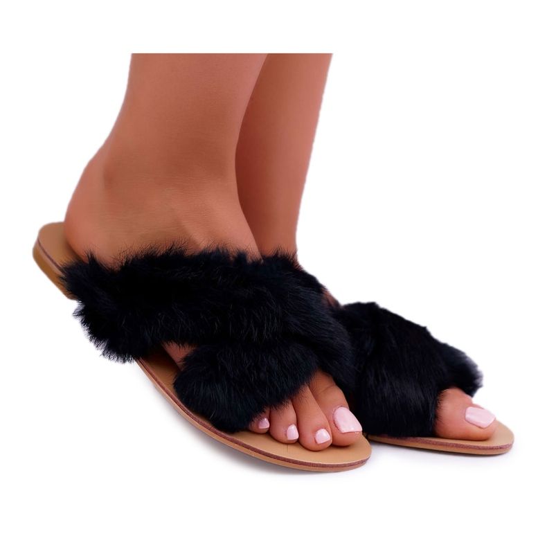 Chinelos femininos com pele Lu Boo Black Pimmer preto