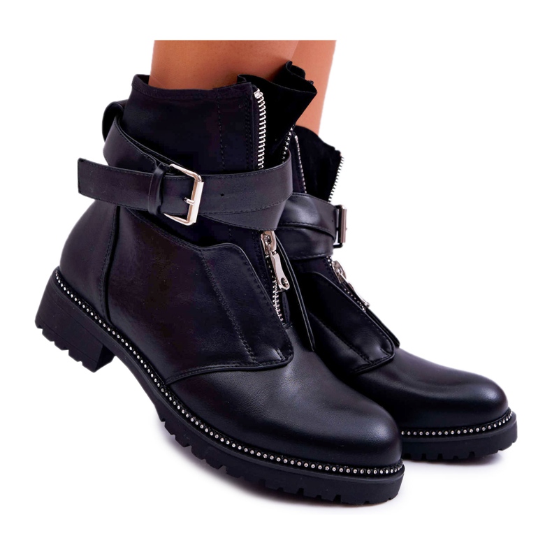 SEA Botas femininas de salto plano militar pretas Travist preto
