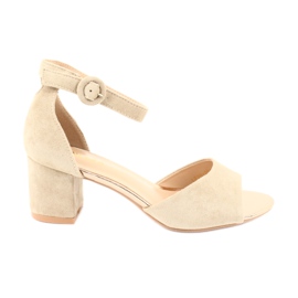 Sandálias casuais com salto alto VINCEZA marrom