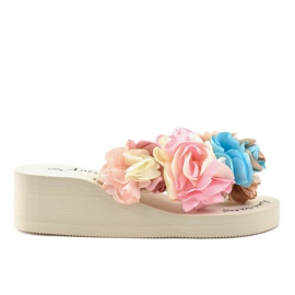Salto em cunha bege com flores N-31 multicolorido