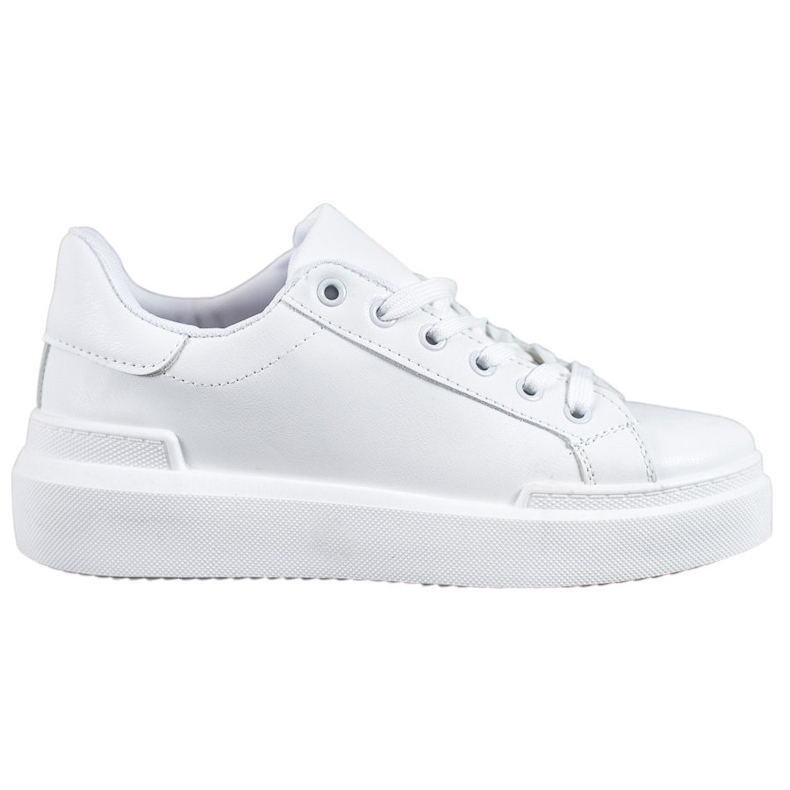 Renda Tênis brancos na plataforma