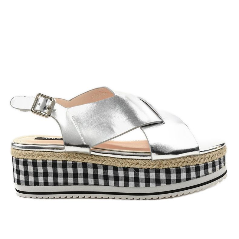 Sandálias prateadas na plataforma 1507-40 cinza