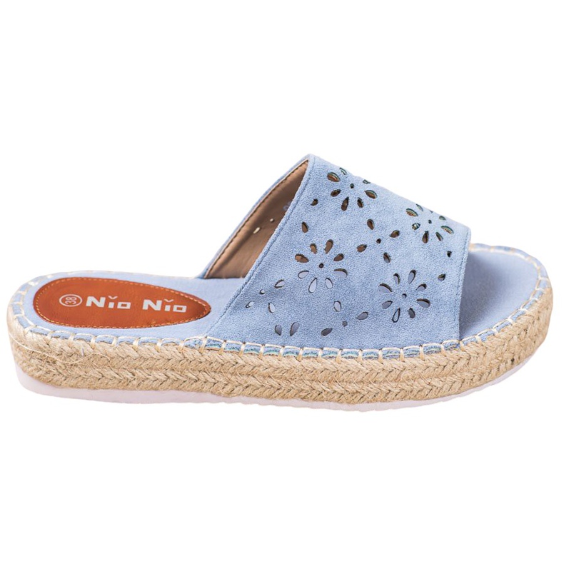 Nio Nio Chinelos em plataforma de palha azul