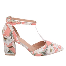 Bombas em um poste com flores LE076P Rosa multicolorido Bombas em um poste com flores LE076P Rosa multicolorido
