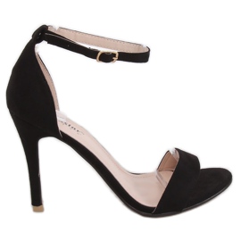 Sandálias pretas GG-86P pretas em um alfinete preto