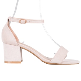 Nio Nio Sandálias confortáveis em um bar castanho Nio Nio Sandálias confortáveis em um bar castanho