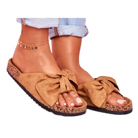 NFR Chinelos marrons femininos com cortiça curva Wendy marrom