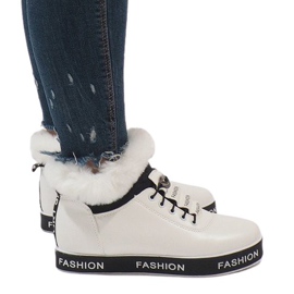 Botas de camurça de pele com isolamento branco NB252P-1 Botas de camurça de pele com isolamento branco NB252P-1