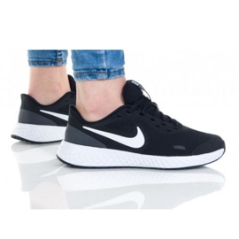 Sapato Nike Revolution Gs Jr BQ5671-003 preto Sapato Nike Revolution Gs Jr BQ5671-003 preto