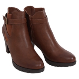 Botas marrons F-33 Camel com salto alto marrom