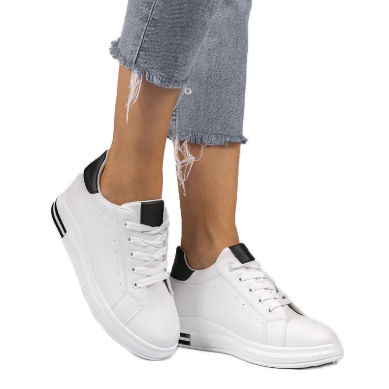 Tênis branco no tênis de cunha 1061 preto